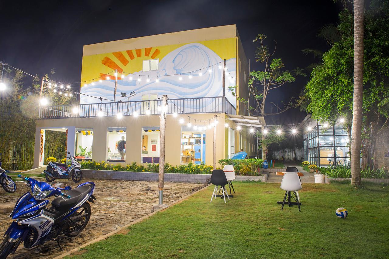 Emis Hotel Phu Quoc Exterior photo