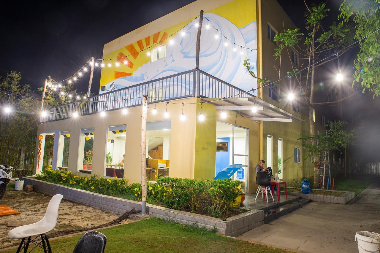 Emis Hotel Phu Quoc Exterior photo