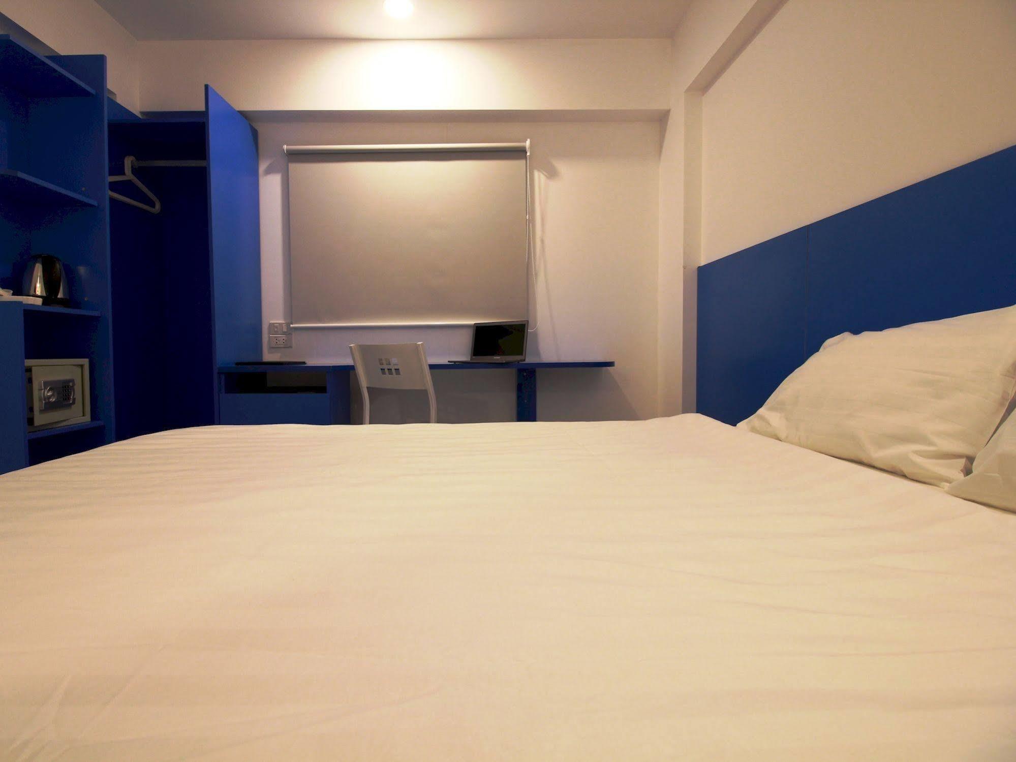 Emis Hotel Phu Quoc Exterior photo