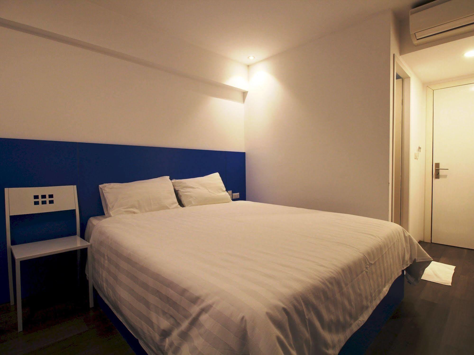 Emis Hotel Phu Quoc Exterior photo