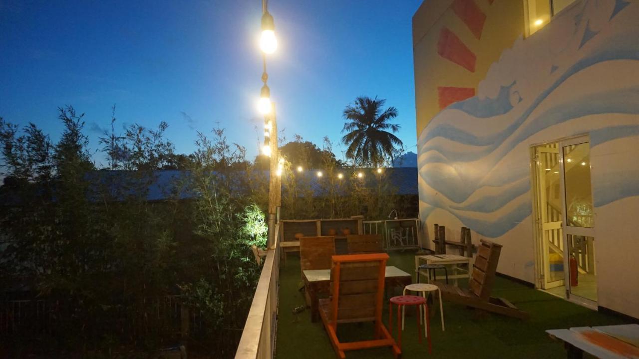 Emis Hotel Phu Quoc Exterior photo